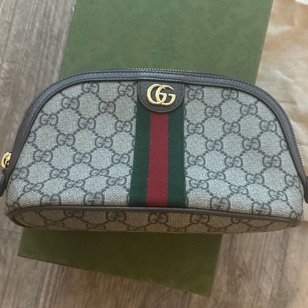 Gucci Beige GG Supreme Cosmetic Pouch with Red and Green Web Stripe